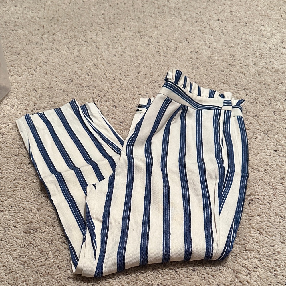 Express High wasted, ankle Striped Blue and cream Pants